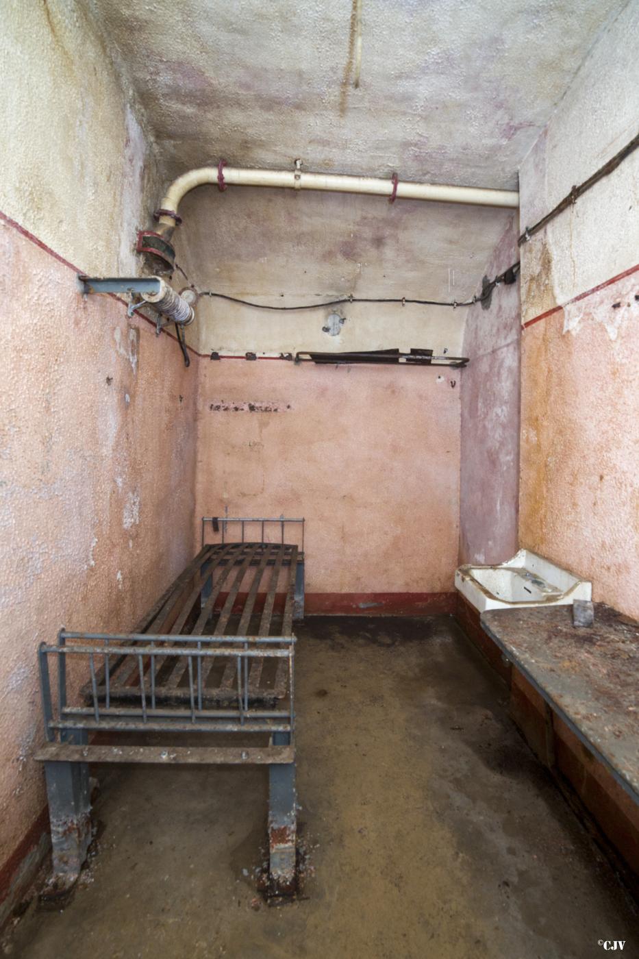 Ligne Maginot - ROCHONVILLERS - A8 - (Ouvrage d'artillerie) - Bloc 6
Chambre - Lia VERMEULEN