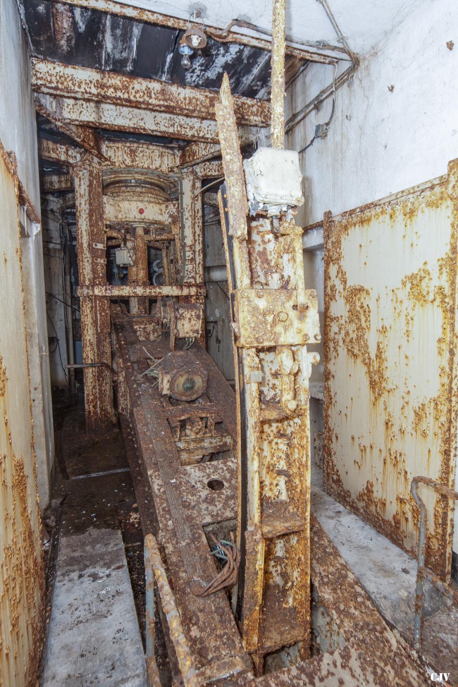 Ligne Maginot - ROCHONVILLERS - A8 - (Ouvrage d'artillerie) - Bloc 7
Etage inférieur - Lia VERMEULEN