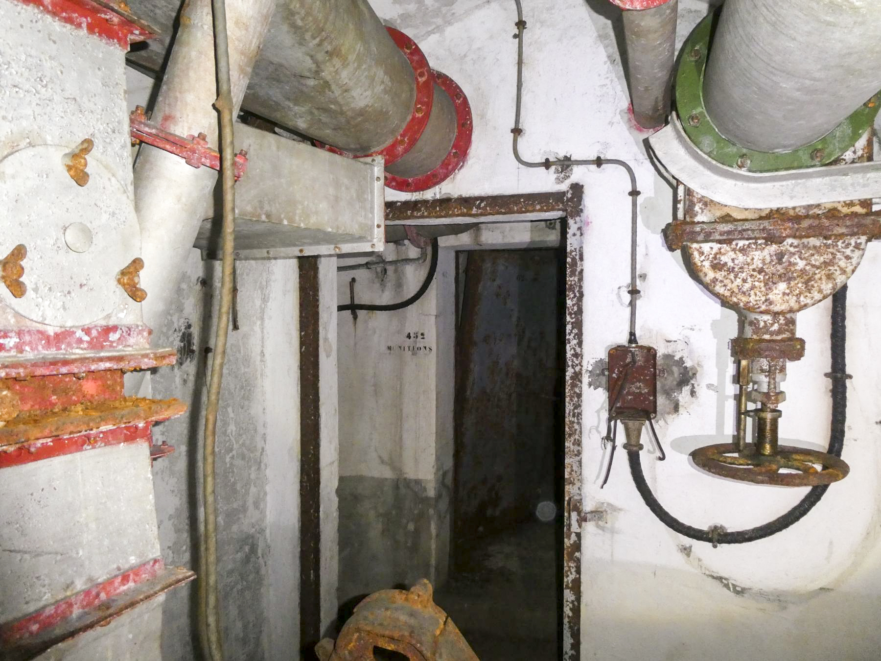 Ligne Maginot - COL DE GARDE (G) - EO10 - (Abri actif) - Bloc 4
Deuxième salle de neutralisation. - ELLENA Daniel - CUNY Philippe