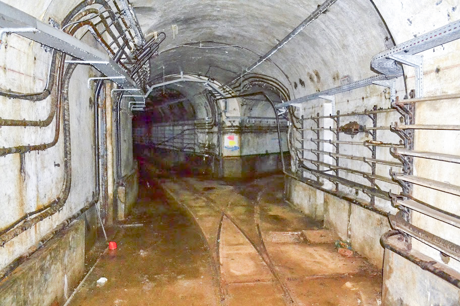 Ligne Maginot - ROCHONVILLERS - A8 - (Ouvrage d'artillerie) - Croisement de galeries menant au bloc 8