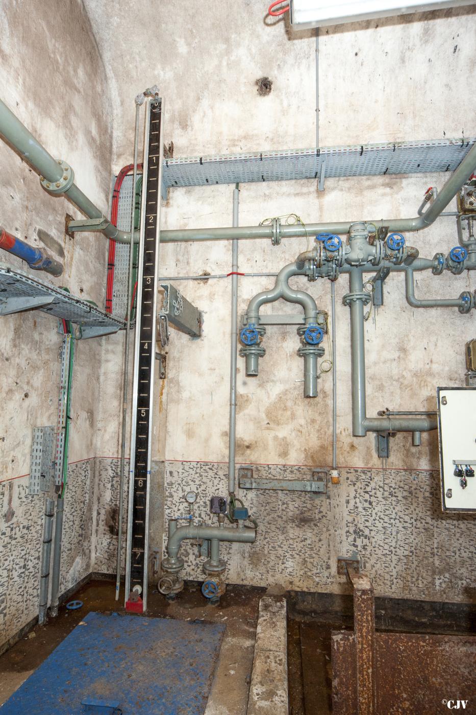 Ligne Maginot - ROCHONVILLERS - A8 - (Ouvrage d'artillerie) - Le puits - Lia VERMEULEN