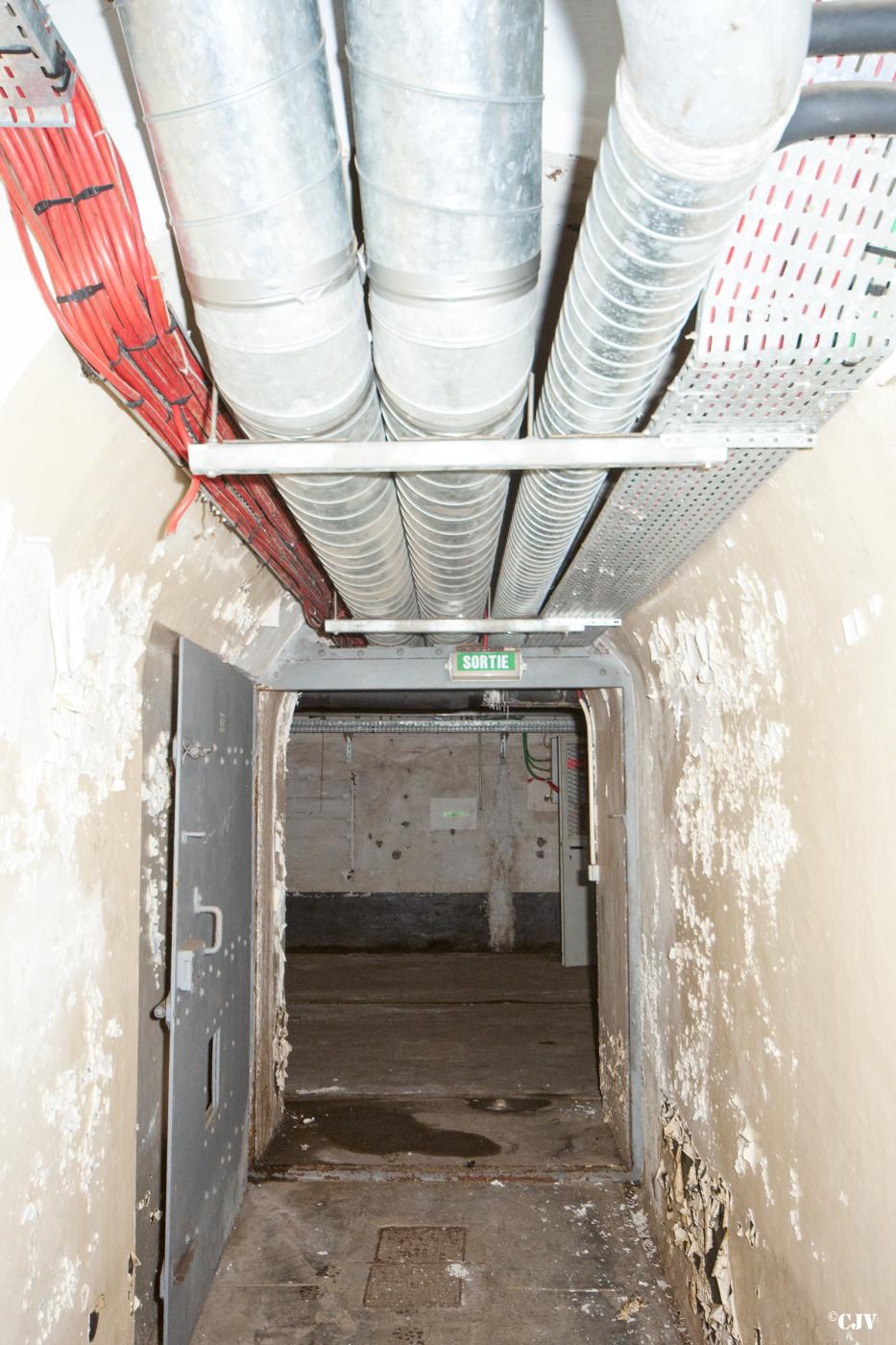 Ligne Maginot - ROCHONVILLERS - A8 - (Ouvrage d'artillerie) - Les aménagements du PC Guerre
Les magasins aux artifices - Lia VERMEULEN