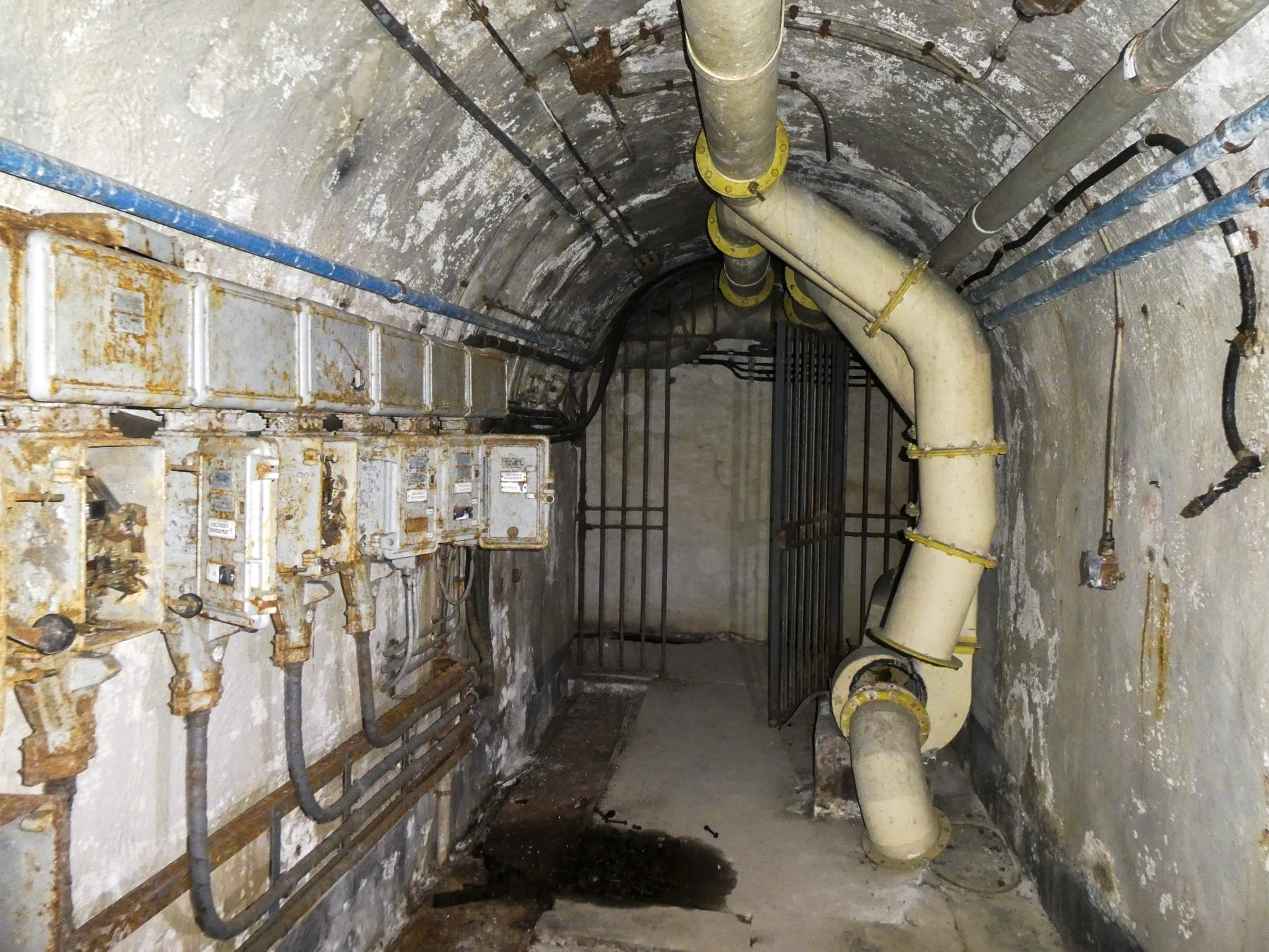 Ligne Maginot - COL DE GARDE (G) - EO10 - (Abri actif) - L'usine électrique
Ventilation de l'usine - ELLENA Daniel - CUNY Philippe