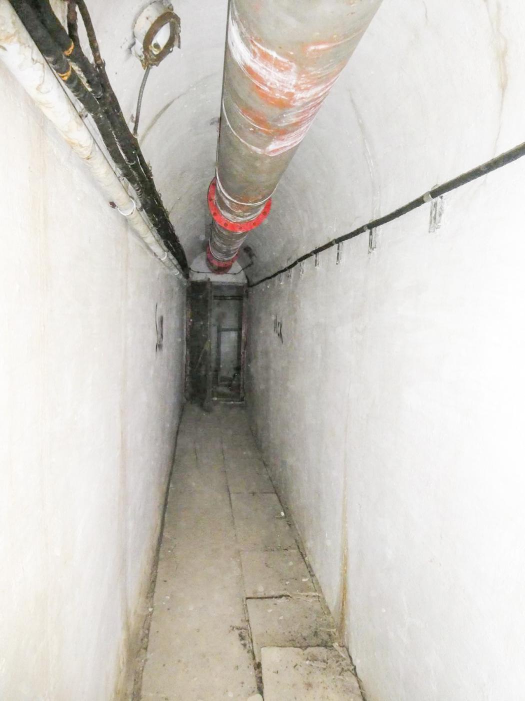 Ligne Maginot - COL DE GARDE (G) - EO10 - (Abri actif) - Galerie principale - ELLENA Daniel - CUNY Philippe