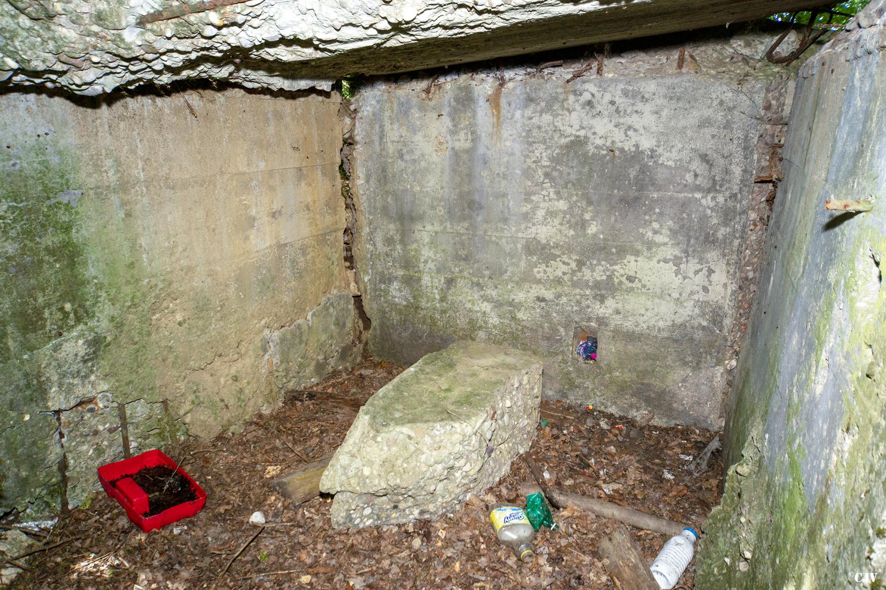 Ligne Maginot - LANING 5 - (Blockhaus de type indeterminé) - L'intérieur