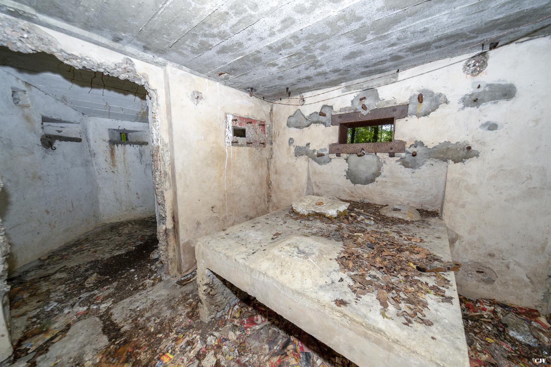 Ligne Maginot - M5B - HENRIVILLE 2 (AVANT POSTE) - (Blockhaus pour arme infanterie) - La chambre de tir     