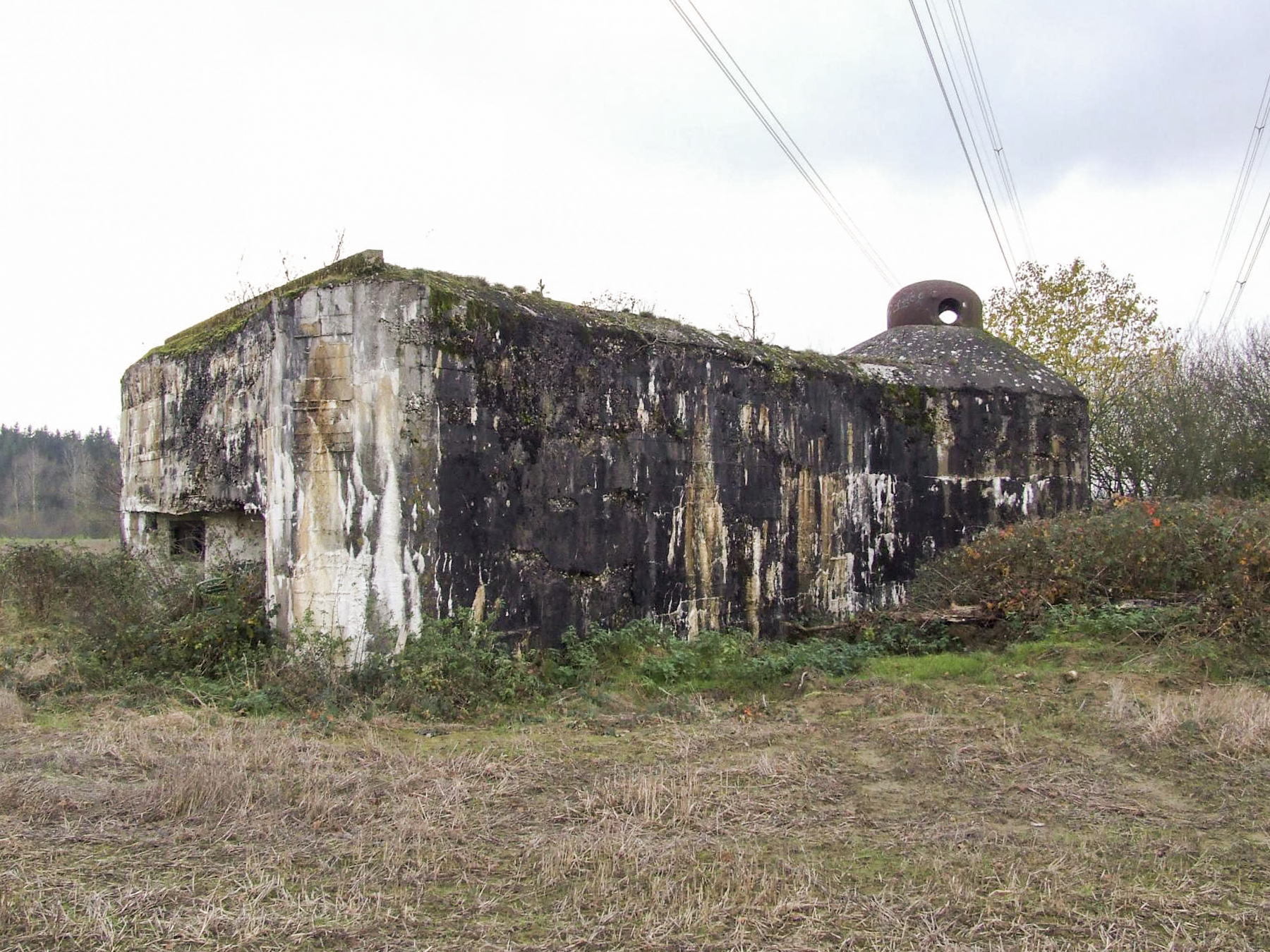 Ligne Maginot - MC07 - STG R - (Casemate d'infanterie - Double) - Le flanquement à droite.