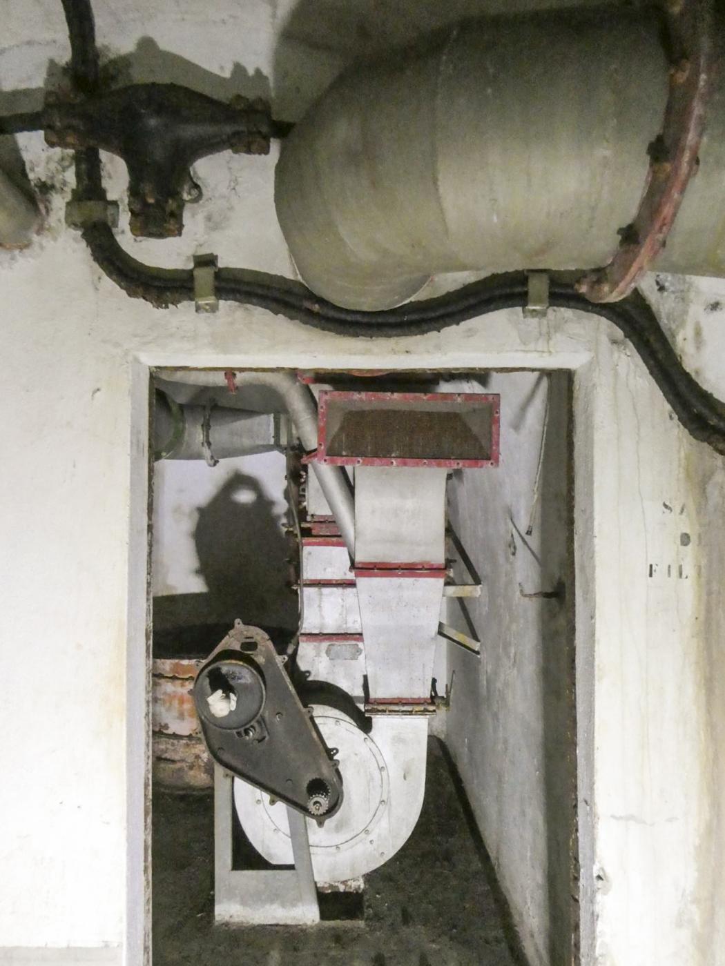 Ligne Maginot - COL DE GARDE (G) - EO10 - (Abri actif) - Bloc 4
Deuxième salle de neutralisation - ELLENA Daniel - CUNY Philippe