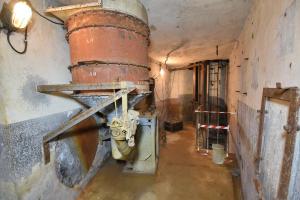 Ligne Maginot - BOIS DE KANFEN OUEST - C42 - (Casemate d'infanterie - Simple) - Ventilateur type A avec son filtre SP 36