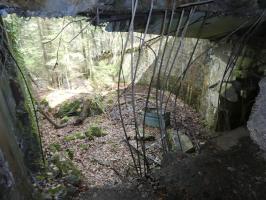 Ligne Maginot - HOCHWALD C2 - (Casemate d'infanterie - Simple) - Chambre de tir et vue sur le fossé