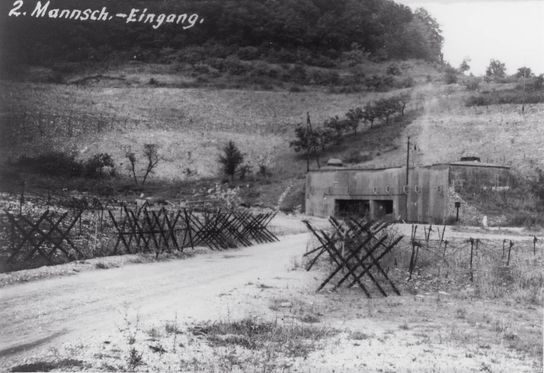 Ligne Maginot - HACKENBERG - A19 - (Ouvrage d'artillerie) - L'entrée des hommes sous l'occupation - Inconnu