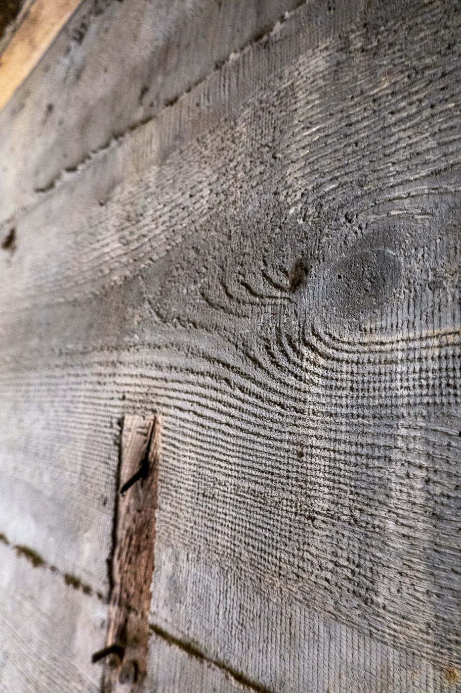 Ligne Maginot - PLAN - (Casemate d'infanterie - Simple) - Les parois de béton portent encore les marques des planches de coffrage  - Michel Teiten