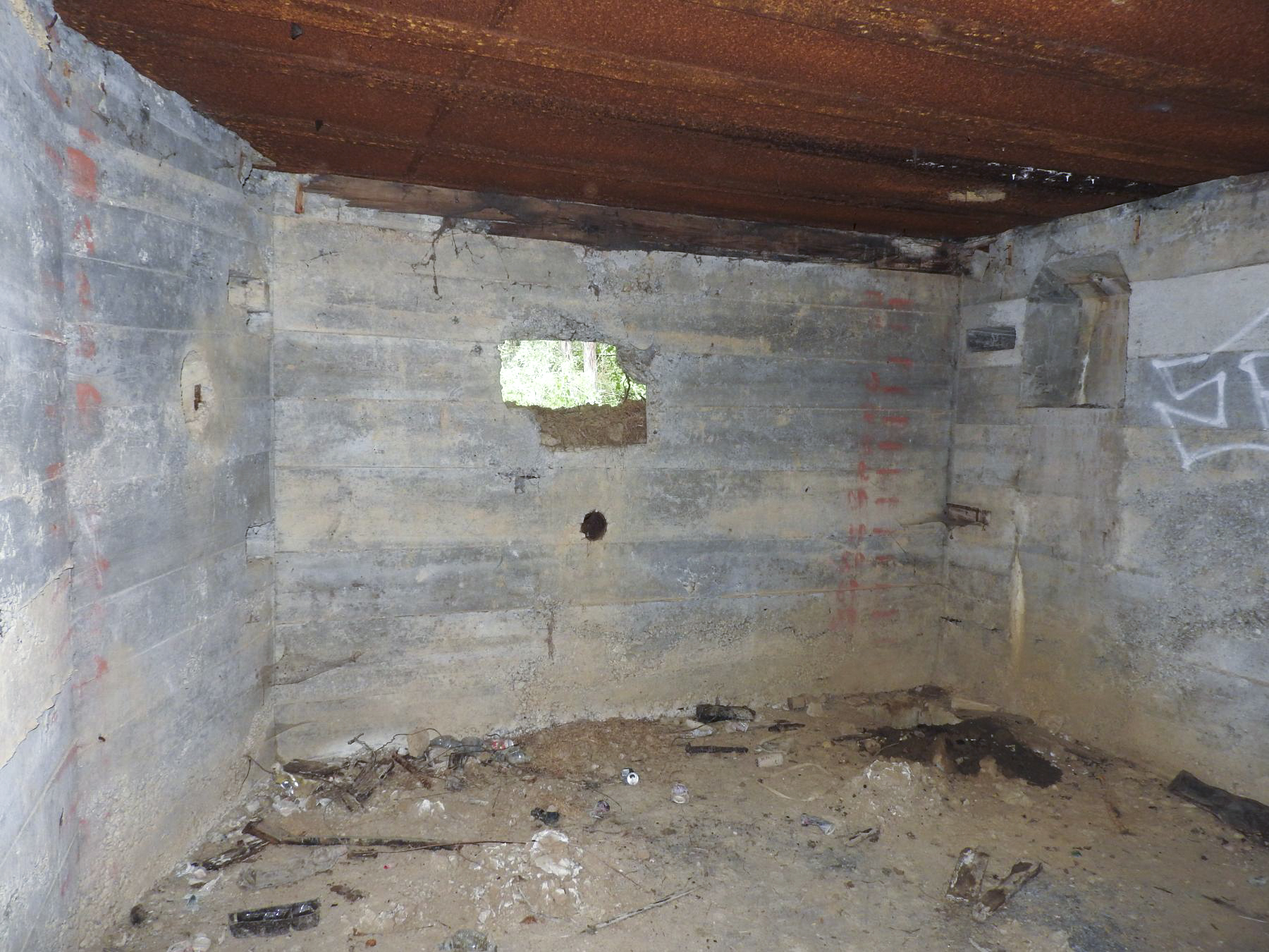 Ligne Maginot - PLAN - (Casemate d'infanterie - Simple) - La chambre de tir du canon anti-char. - Stenger Mathieu