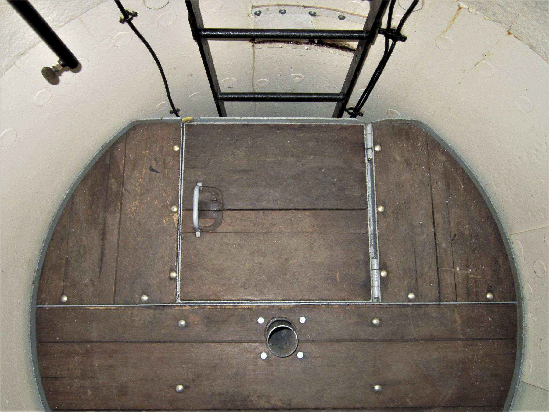 Ligne Maginot - OBERROEDERN SUD - RIEFFEL - (Casemate d'infanterie - Double) - Plancher mobile