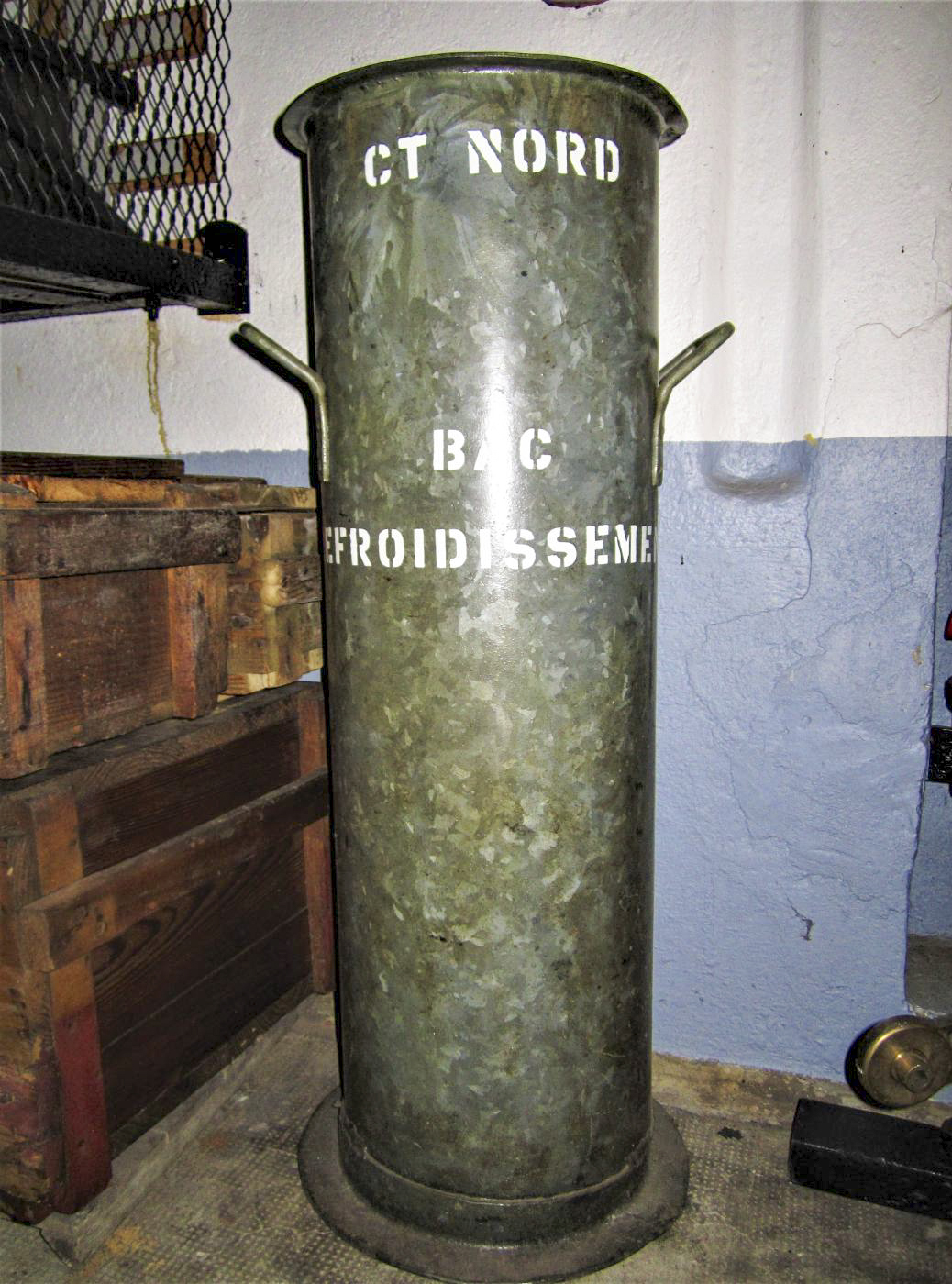 Ligne Maginot - OBERROEDERN SUD - RIEFFEL - (Casemate d'infanterie - Double) - Chambre de tir Nord
Bac pour le refroidissement des mitrailleuses