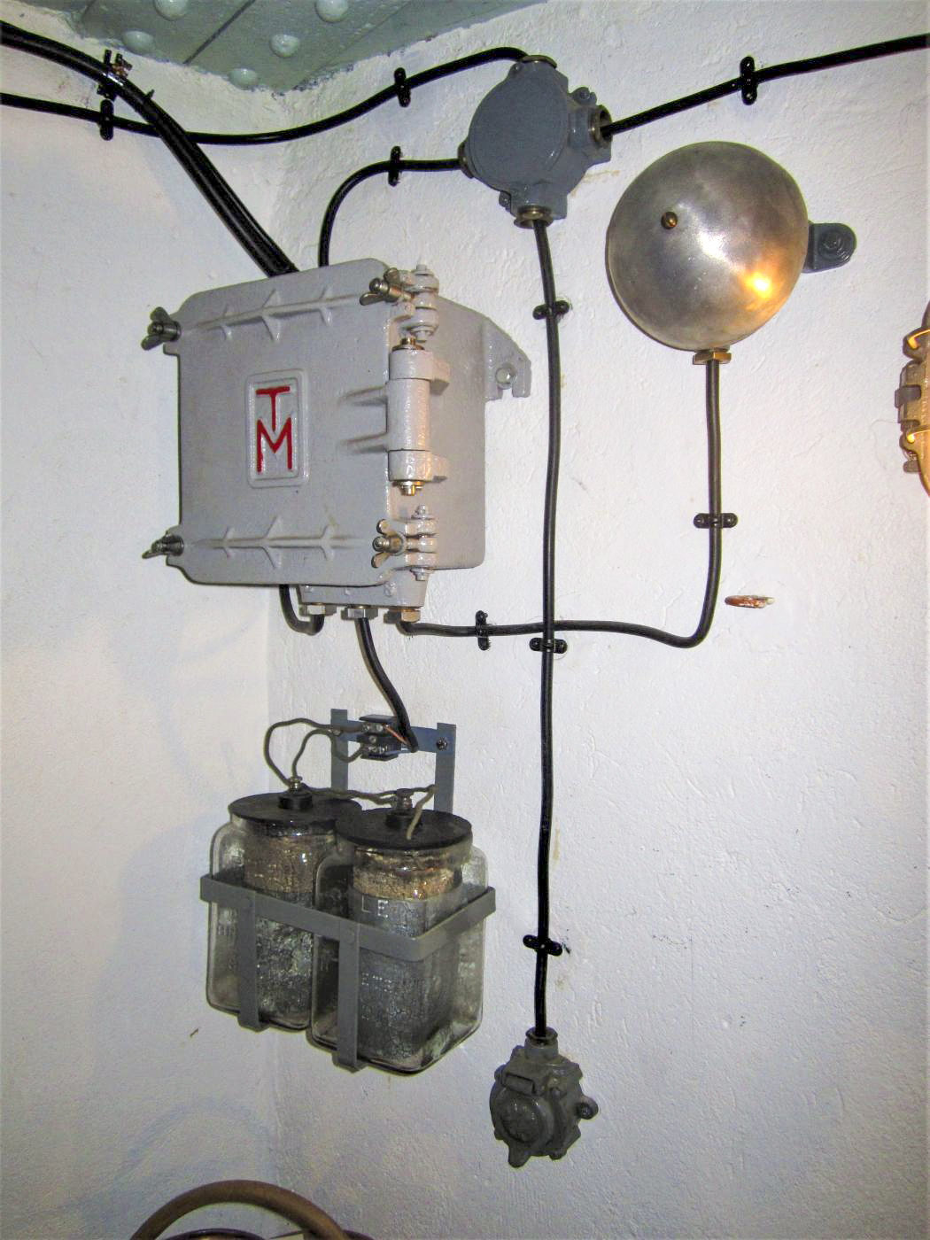 Ligne Maginot - OBERROEDERN SUD - RIEFFEL - (Casemate d'infanterie - Double) - Chambre de tir Nord
Poste téléphonique