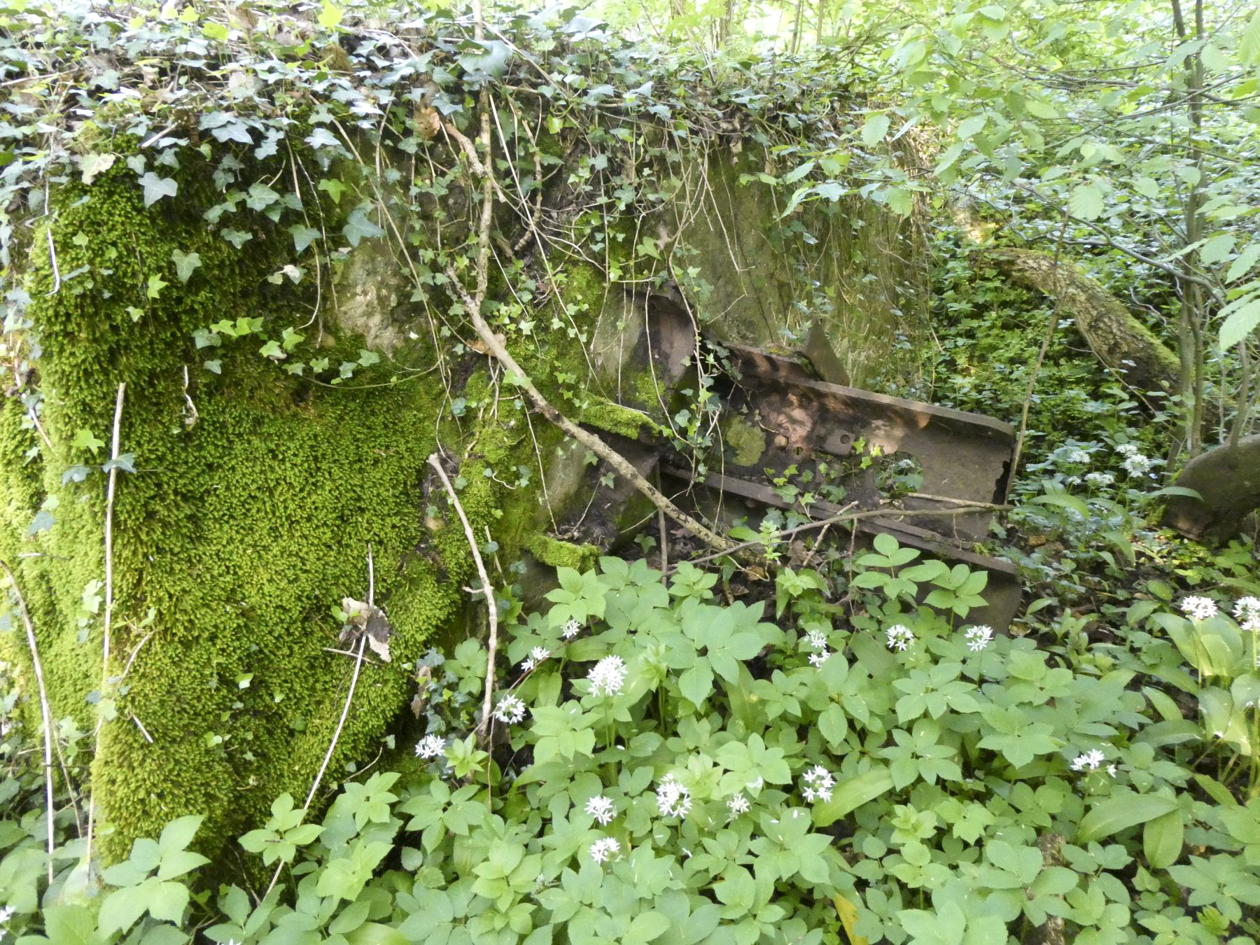 Ligne Maginot - GERITTMUEHLE - (Barrage de Route) - Les restes du barrage - ELLENA Daniel-CUNY Philippe