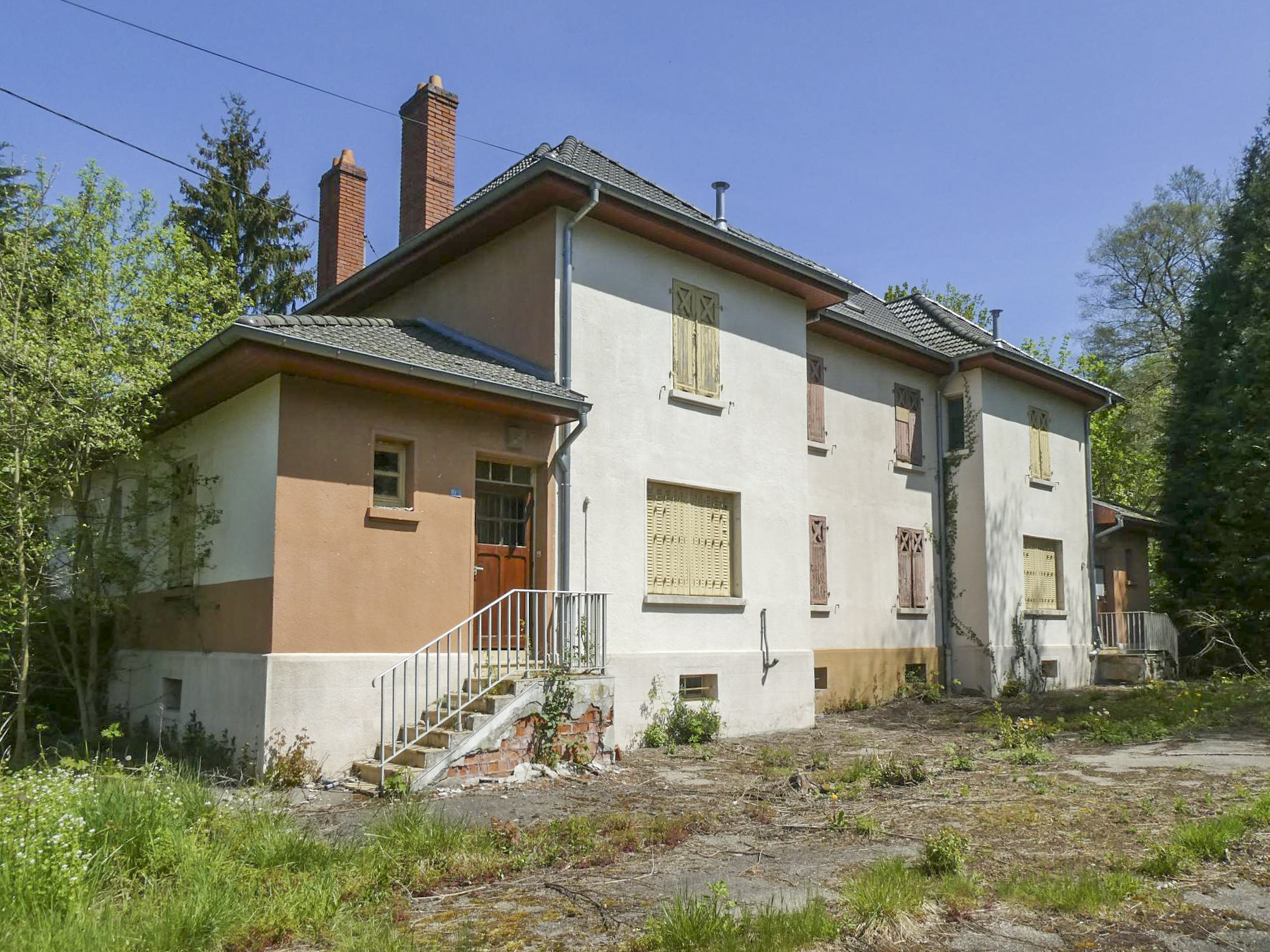 Ligne Maginot - LEMBACH - (Cité Cadres) - Une des maisons bi-familles de la cité cadres de Lembach - ELLENA Daniel - CUNY Philippe