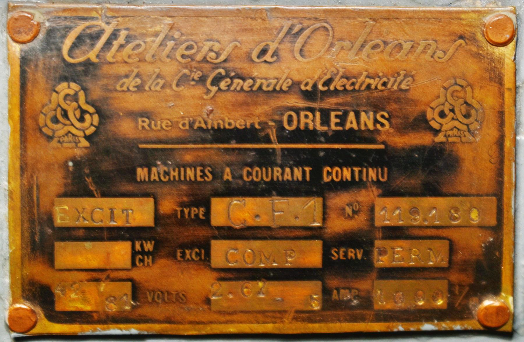 Ligne Maginot - OBERROEDERN SUD - RIEFFEL - (Casemate d'infanterie - Double) - Plaque de constructeur de l'alternateur des ateliers d'Orléans - Daniel Froehly