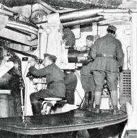 Ligne Maginot - FERMONT - A2 - (Ouvrage d'artillerie) - Bloc 4
L'une des pièces de 75 mle 32 sous casemate avec ses servants