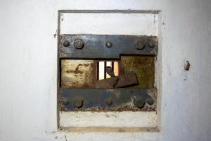 Ligne Maginot - ASCHBACH EST - O2 - (Casemate d'infanterie - Double) - Etage inférieur
Créneau FM de défense de la sortie de secours