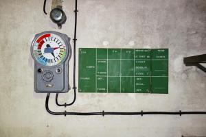 Ligne Maginot - SAINT GOBAIN - (Ouvrage d'infanterie) - Bloc 2
Transmetteur d'ordres Carpentier dans la chambre de tir des mortiers