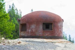 Ligne Maginot - LAVOIR - (Ouvrage d'artillerie) - Entrée munitions
Cloche GFM