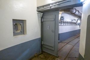 Ligne Maginot - SCHOENENBOURG - (Ouvrage d'artillerie) - Galerie en bas de l’entrée des hommes
Créneau de défense intérieure 