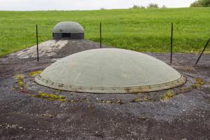Ligne Maginot - SCHOENENBOURG - (Ouvrage d'artillerie) - Bloc 3
Tourelle 75 éclipsée et cloche GFM