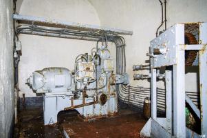 Ligne Maginot - CASTILLON (CN) - EO8 - (Ouvrage d'artillerie) - La machinerie des monte-charges