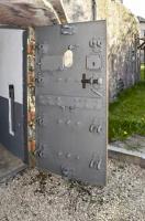 Ligne Maginot - 16/3 - KILSTETT - (Casemate d'infanterie - Double) - Porte blindée en cours de restauration