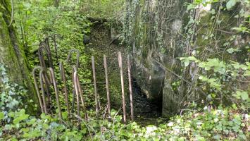 Ligne Maginot - CB276 - DALEM OUEST - (Blockhaus pour arme infanterie) - Vue de l'entrée et de l'extension en cours de construction. 