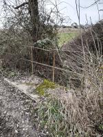 Ligne Maginot - VF60 - ANTENNE DE L'OUVRAGE DU HOCHWALD - (RESEAU - Voie 60 - Antenne ou rocade ferroviaire) - 30 - PONT de LAMPERTSLOCH
Les barrières sont encore présentes d'un côté du pont