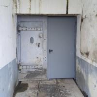 Ligne Maginot - RIMPLAS (RS) - (Ouvrage d'artillerie) - Entrée des hommes
Nouvelle porte d'entrée, installée pour l'Escape Game.
Juin 2023