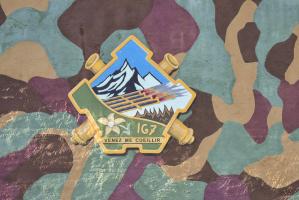 Ligne Maginot - RIMPLAS (RS) - (Ouvrage d'artillerie) - Insigne du 167e RAP sur le nouveau camouflage