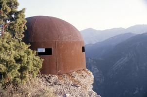 Ligne Maginot - RIMPLAS (RS) - (Ouvrage d'artillerie) - L'une des fausses cloches sur les dessus de l'ouvrage