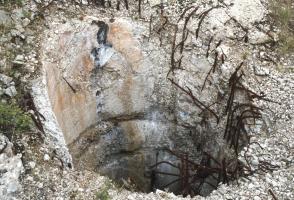 Ligne Maginot - HOBLING - A23 - (Ouvrage d'infanterie) - Bloc 1
Le puits de la cloche JM totalement vide