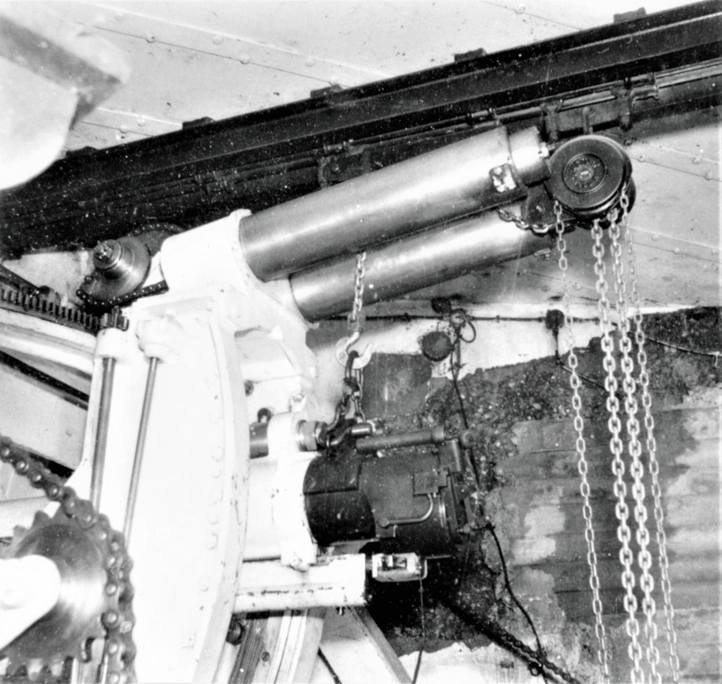 Ligne Maginot - Canon-obusier de 75 mm modèle 1932 sous casemate (75 32) - Ouvrage de Fermont bloc 4
Démontage du tube