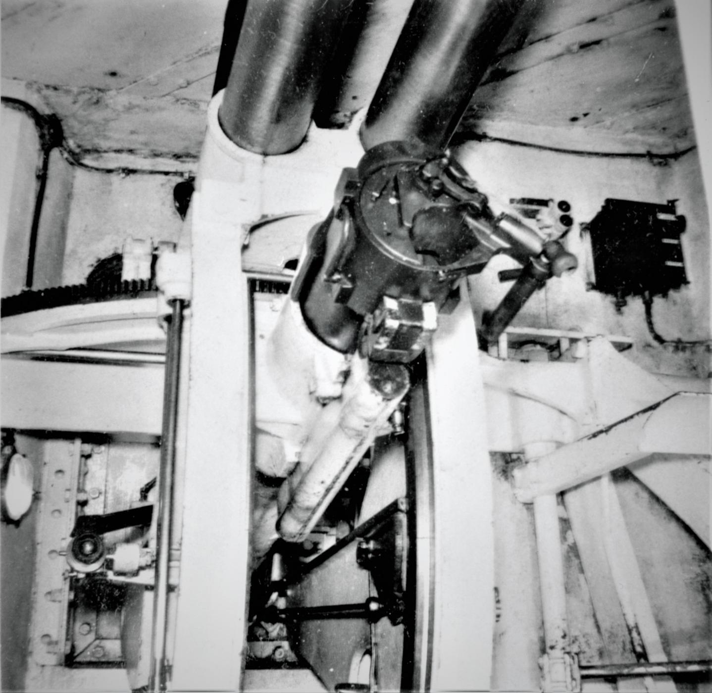 Ligne Maginot - Canon-obusier de 75 mm modèle 1932 sous casemate (75 32) - Ouvrage de Fermont bloc 4
Tube dotée d'une culasse Nordenfeld