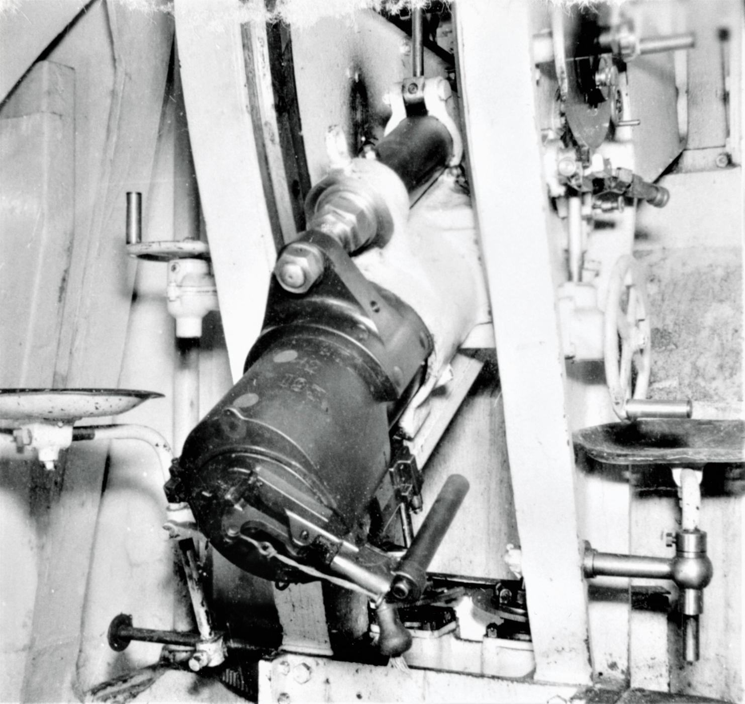 Ligne Maginot - Canon-obusier de 75 mm modèle 1932 sous casemate (75 32) - Ouvrage de Fermont bloc 4
Tube dotée d'une culasse Nordenfeld
Culasse fermée