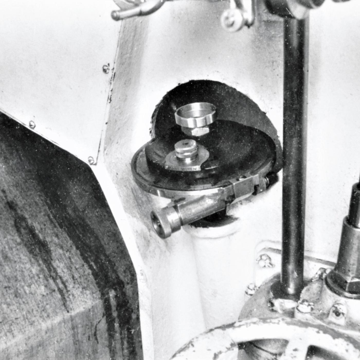 Ligne Maginot - Canon-obusier de 75 mm modèle 1932 sous casemate (75 32) - Ouvrage de Fermont bloc 4
Indicateur de Hausse coté gauche de la pièce