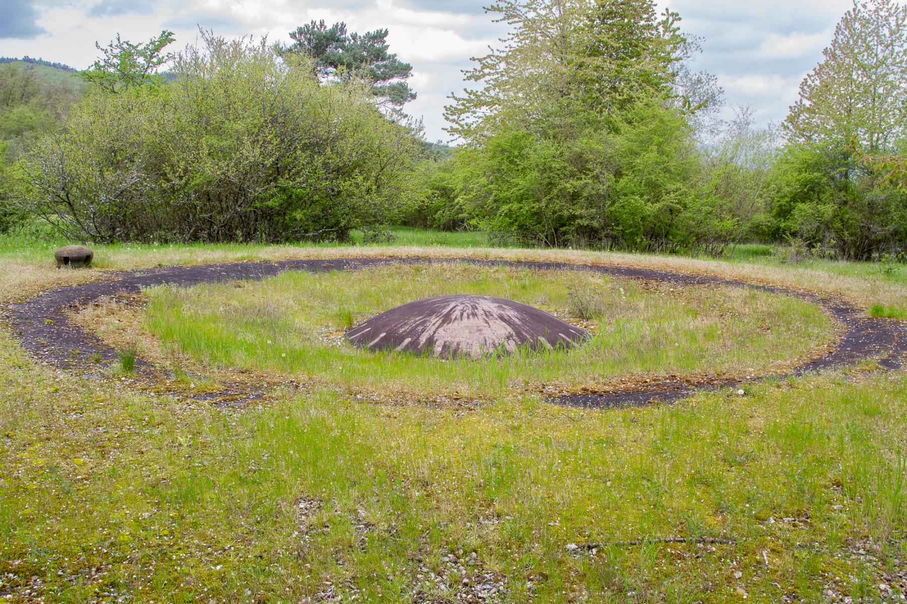 Ligne Maginot - HOCHWALD - (Ouvrage d'artillerie) - Bloc 14
Tourelle de 135  - Michel Teiten