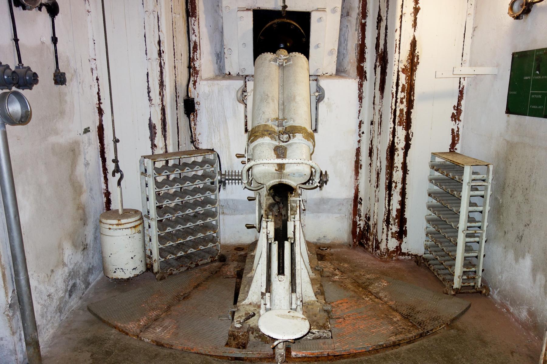Ligne Maginot - SAINT GOBAIN - (Ouvrage d'infanterie) - Bloc 1
Mortier de 81 - Michel Teiten