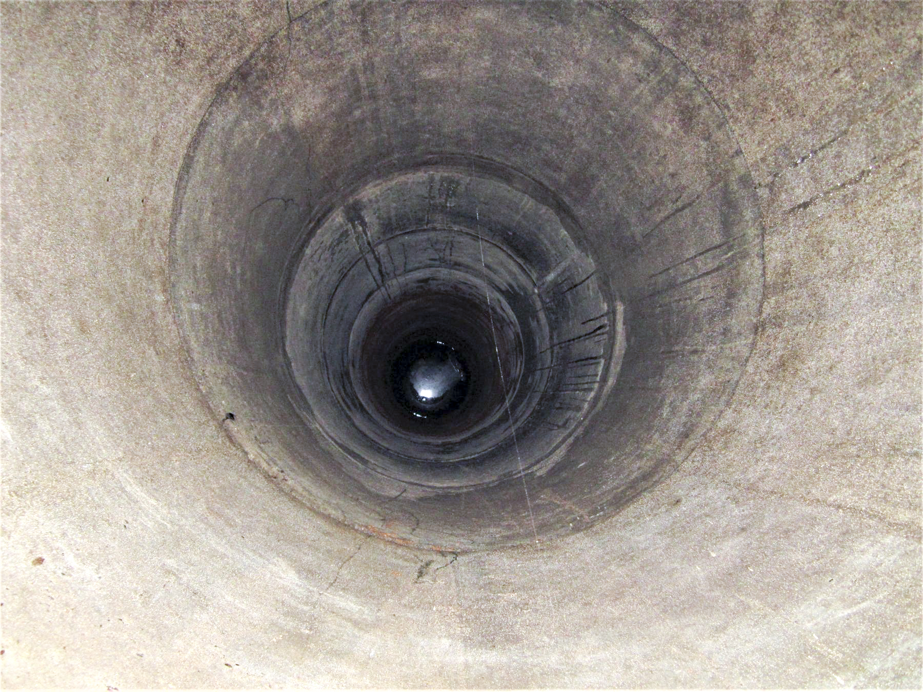 Ligne Maginot - ASCHBACH EST - O2 - (Casemate d'infanterie - Double) - Etage inférieur
Puits - Gregory Fuchs