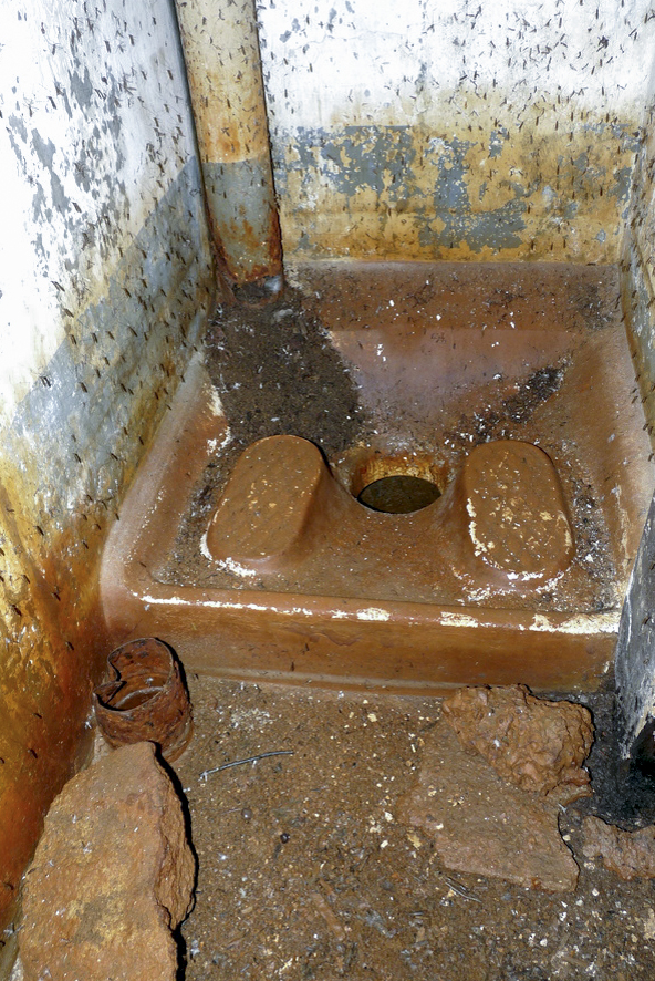 Ligne Maginot - HAUT DE L'ANGUILLE OUEST -  C3 - (Casemate d'infanterie - Simple) -  - Sylvie Laure LAMBERT