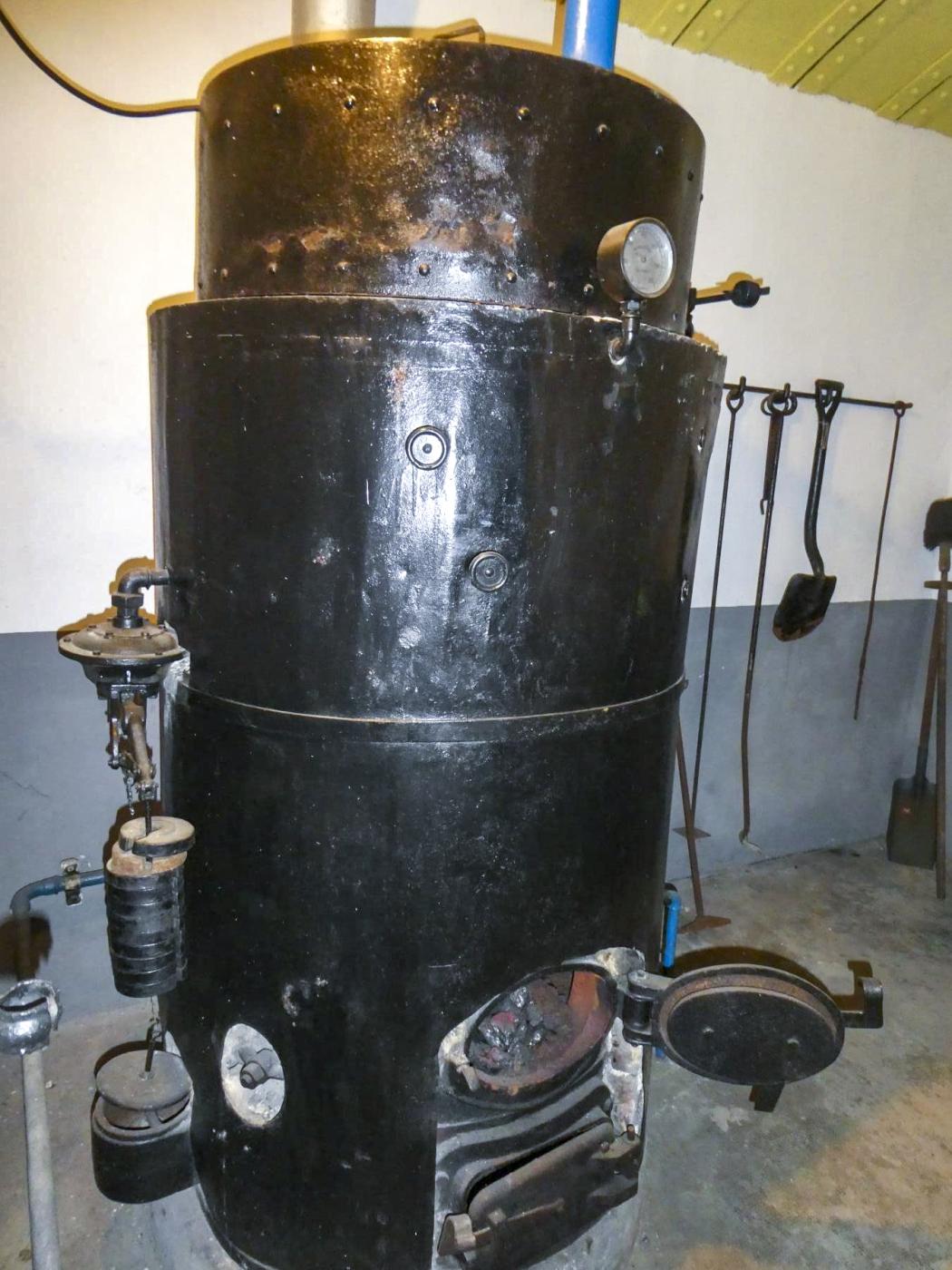 Ligne Maginot - HATTEN (I / 23° RIF) - (Abri) - La chaudière à charbon - ELLENA Daniel - CUNY Philippe