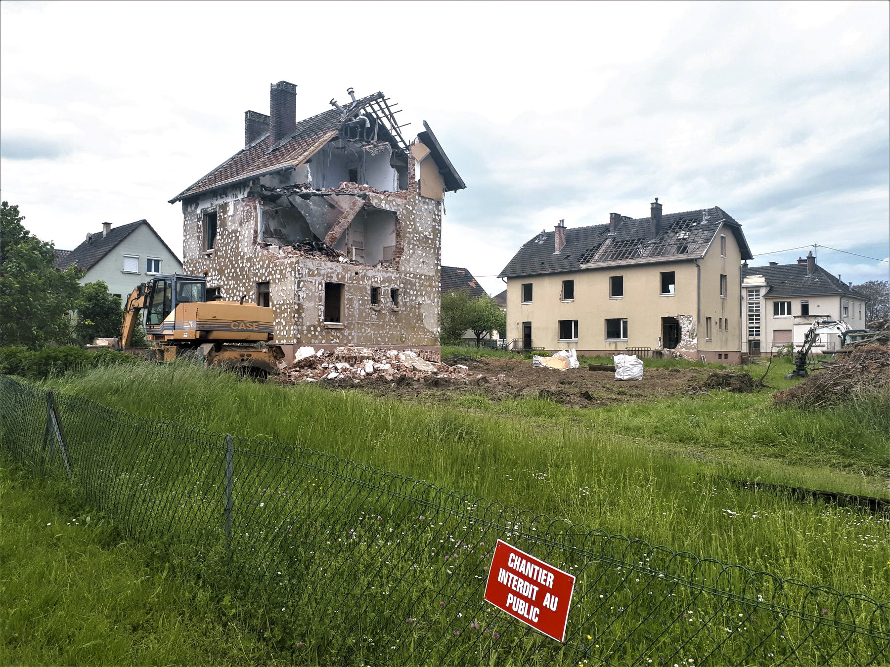 Ligne Maginot - LEITERSWILLER - (Cité Cadres) - Bâtiments en cours de démolition - Gregory Fuchs
