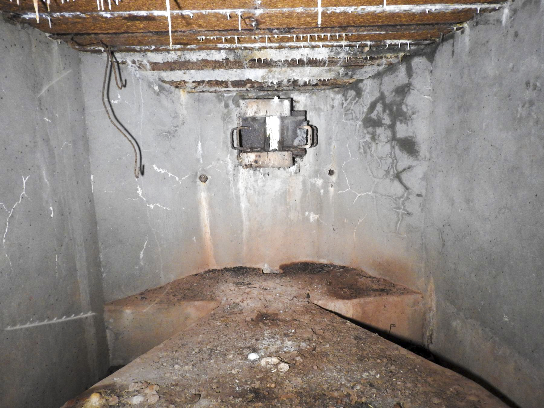 Ligne Maginot - BB337 - (Blockhaus pour arme infanterie) - La chambre de tir pour mitrailleuse. - STENGER Mathieu