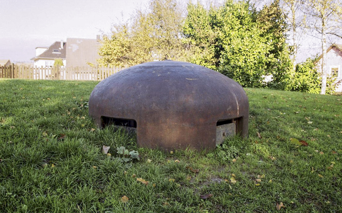 Ligne Maginot - 16/3 - KILSTETT - (Casemate d'infanterie - Double) - La cloche GFM avant le dégagement de la casemate - Lia VERMEULEN