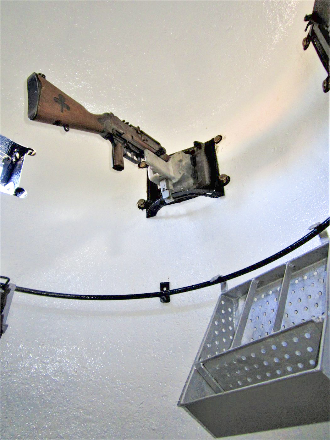 Ligne Maginot - 16/3 - KILSTETT - (Casemate d'infanterie - Double) - Cloche GFM
FM et casier à chargeurs - Gregory Fuchs